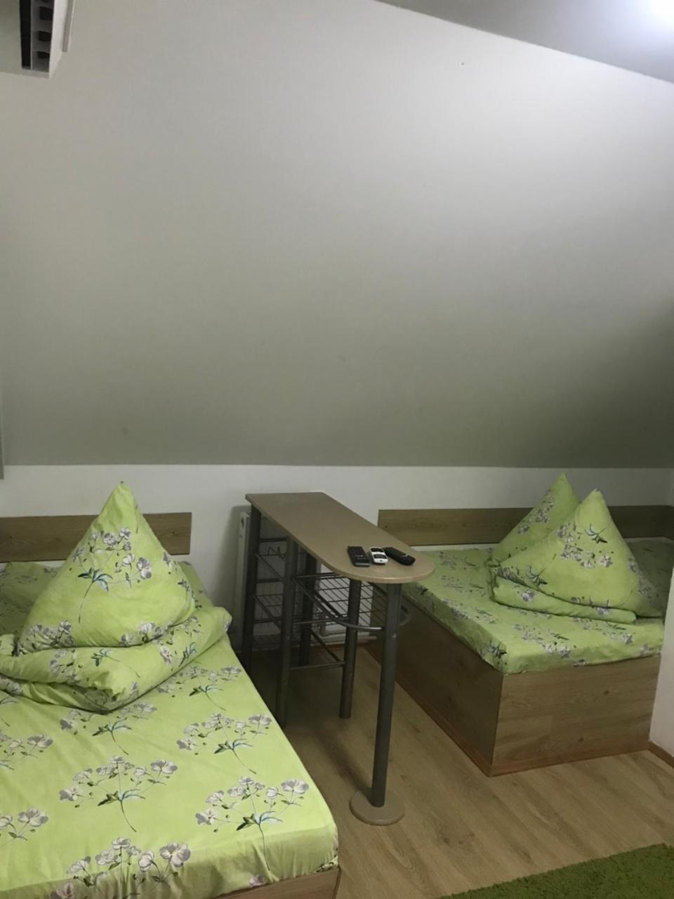 Мотель Ріта Beregovo Exterior foto